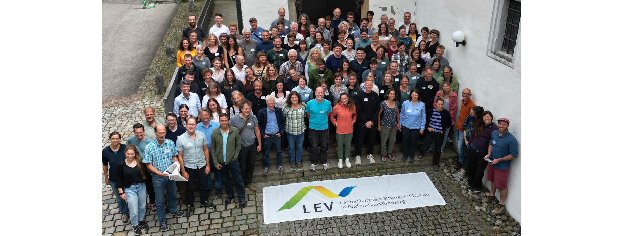 LEV-Treffen 2025 Gruppenfoto; Foto Jan Flessa